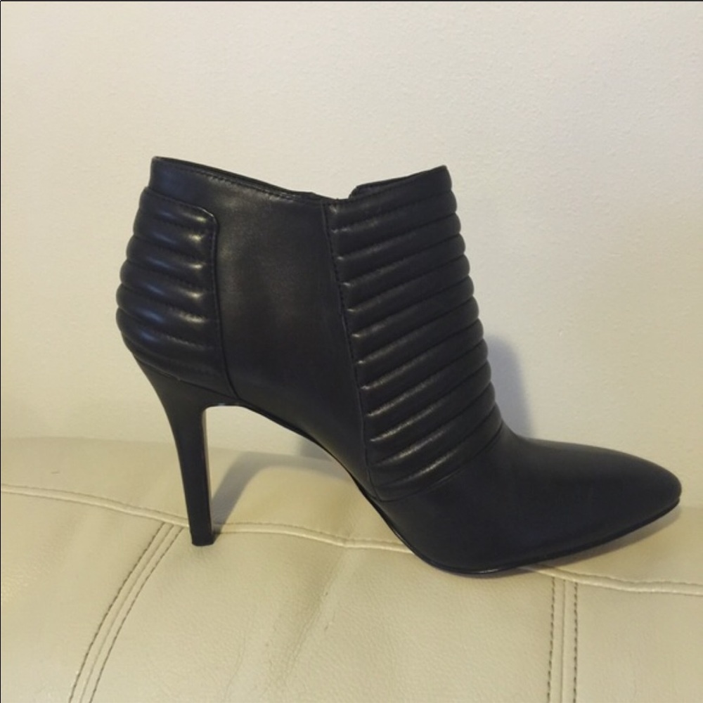Ann Taylor Bootie